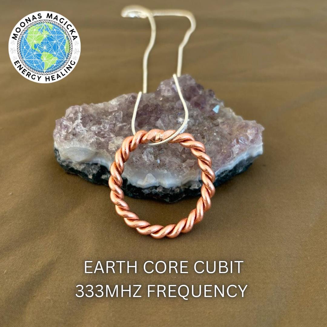 Earth Core Cubit Pendant (333Mhz)