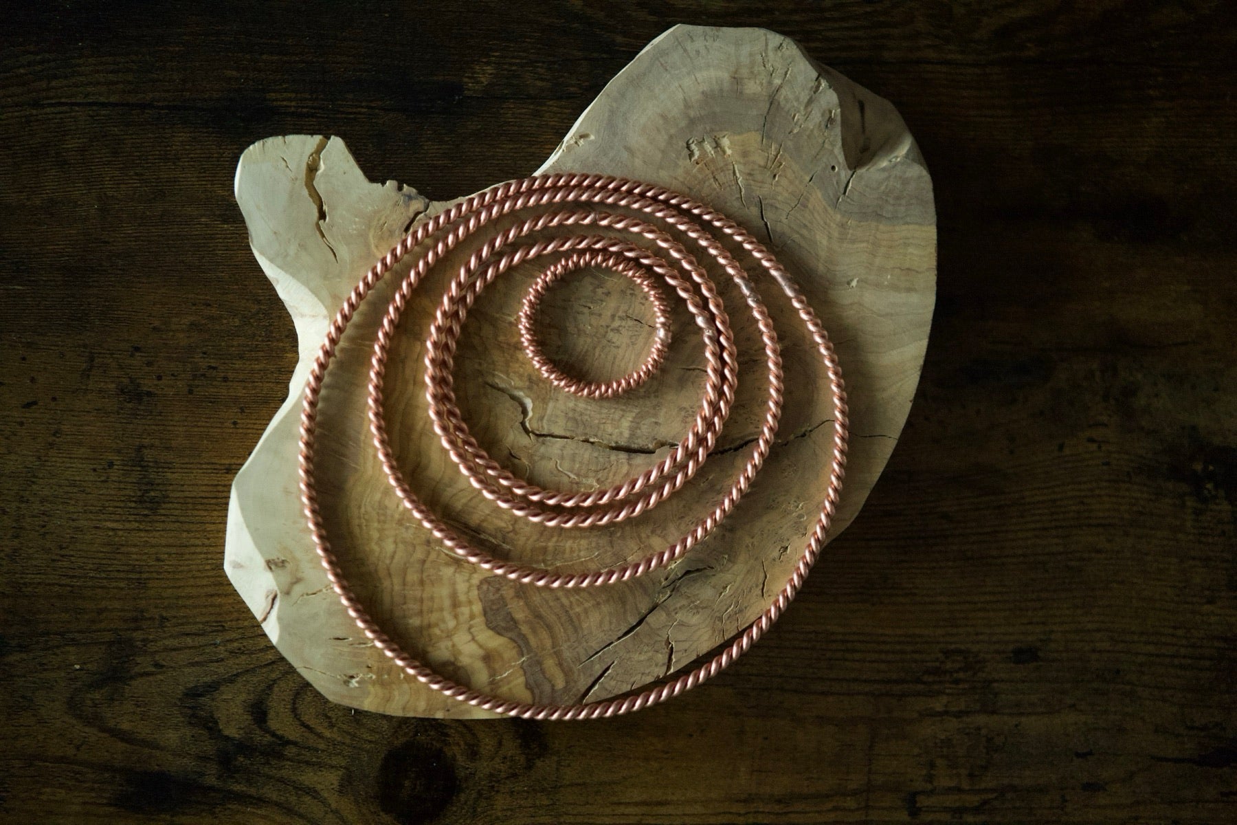 Nested copper tensor rings of graduated sizes