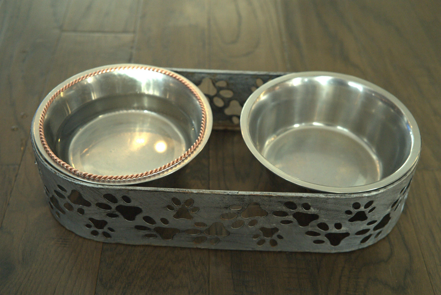 Pet Food & Water Tensor Ring